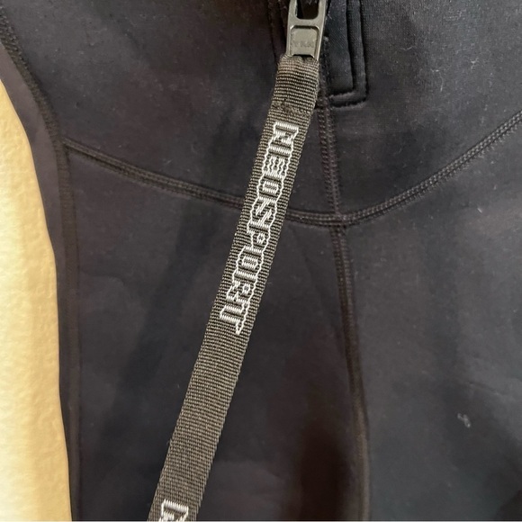 2.5mm Junior's NeoSport Shorty Springsuit size 12 black and lavender - Picture 12 of 14